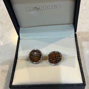 Burberry silver cuff links.